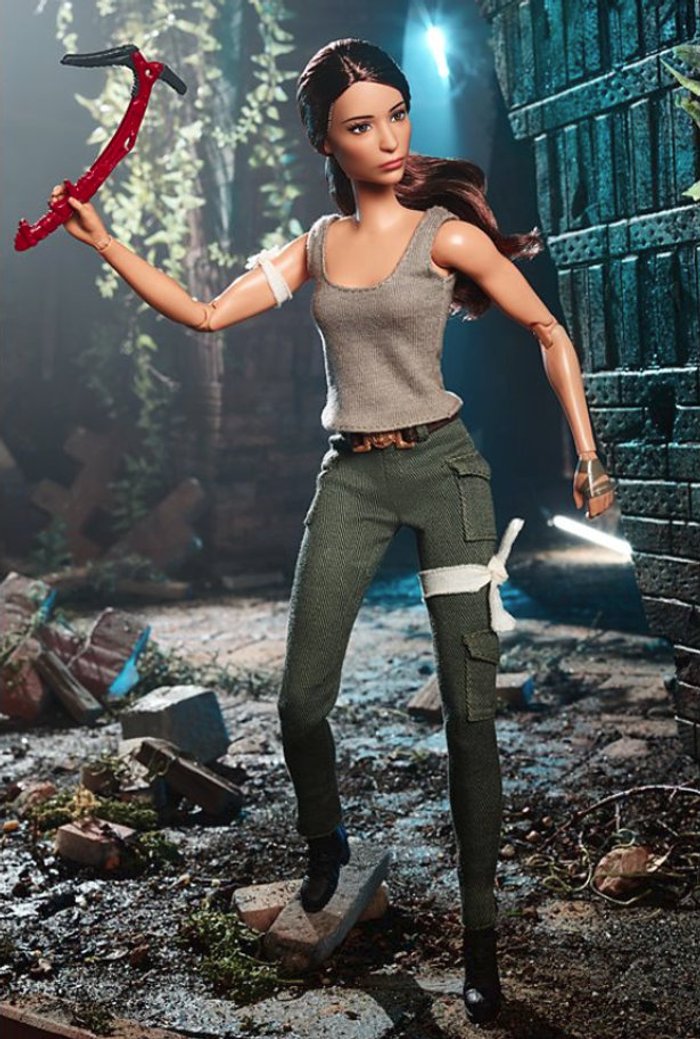 lara-croft-barbie_1799n.jpg