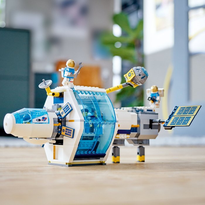 Zestaw LEGO City: Stacja kosmiczna na Księżycu