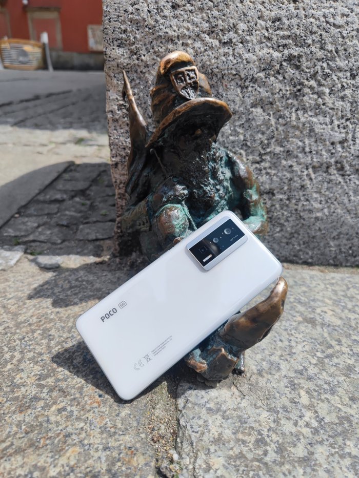 POCO F5 Pro