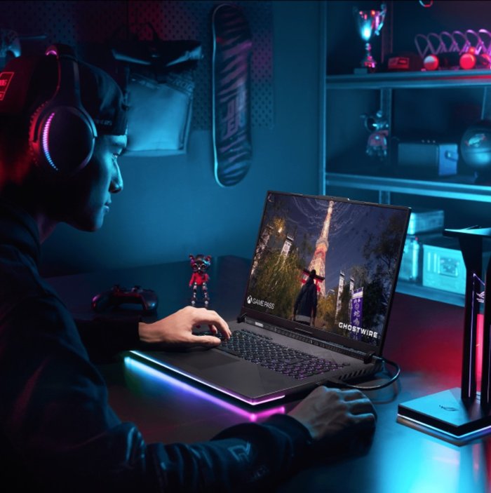 ASUS ROG Strix SCAR 18