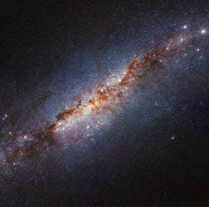 M82 w bliskiej podczerwieni.