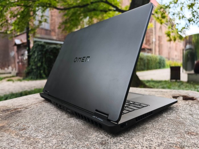 OMEN Gaming Laptop 17