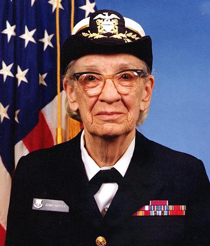 Grace Hopper. Źródło: Wikimedia Commons / James S. Davis, PD 