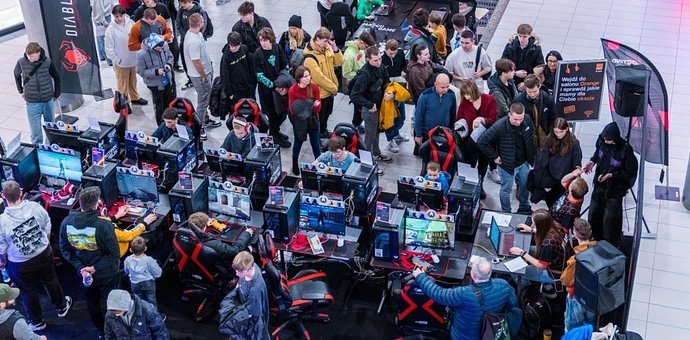 Game Zone powered by Orange już trwa! Diablo Chairs zapewnia komfort graczom w całej Polsce